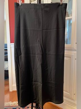 Universal Standard Black Diane Satin Skirt